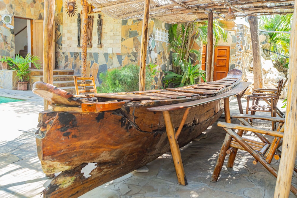 Ziwa Beach Resort 13/60