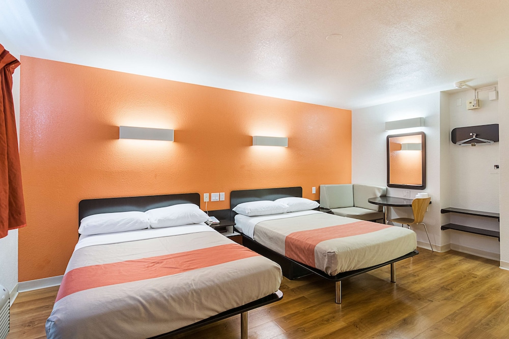 Motel6 Villa Park, IL - Chicago West 35/65