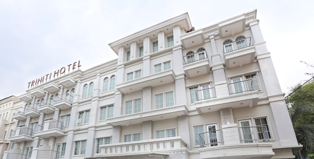 Triniti Hotel Batam 4/33