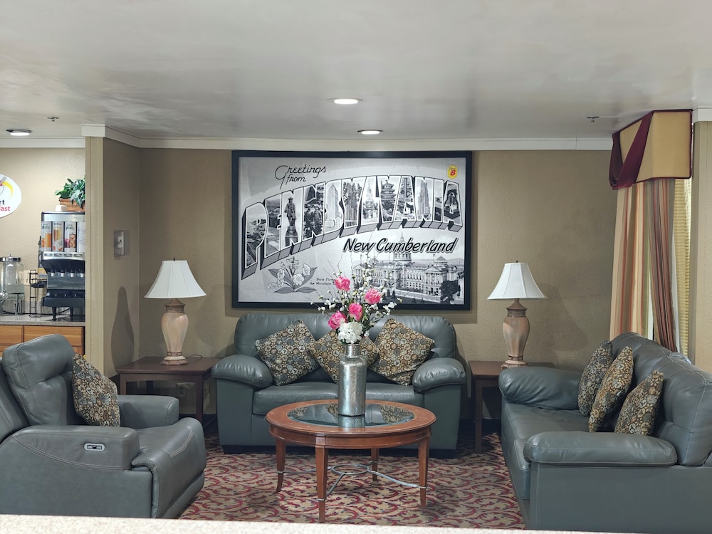 Super 8 by Wyndham New Cumberland 42/64