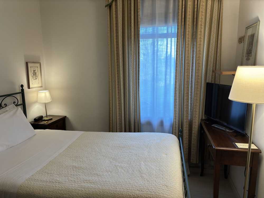Hotel Villa Luppis 33/77