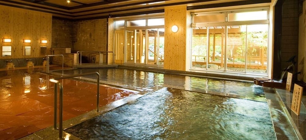Shimobe Hotel 24/67