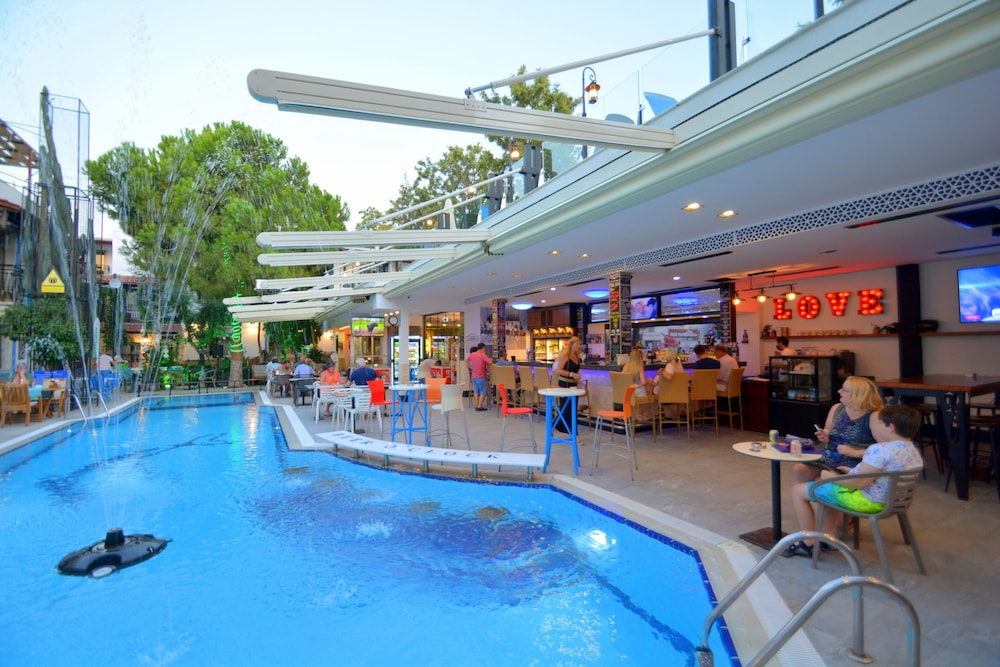 Istankoy Hotel Bodrum 58/67