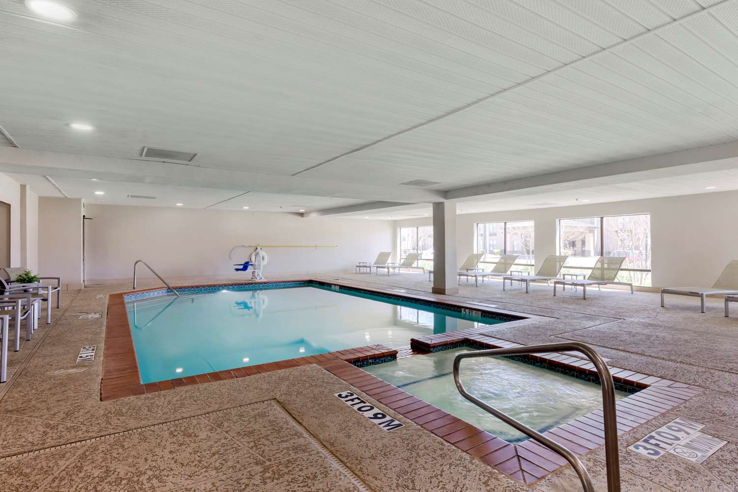 Comfort Inn Sherman - Denison Area 5/15