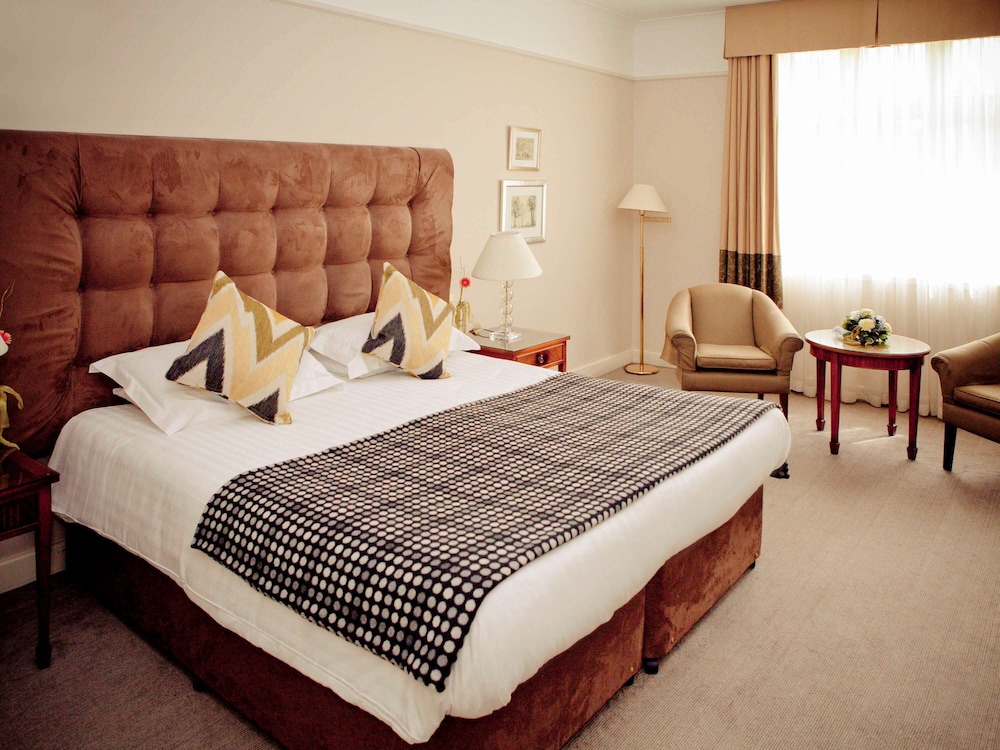 Albrighton Hall and Spa, a member of Radisson Individuals 10/73