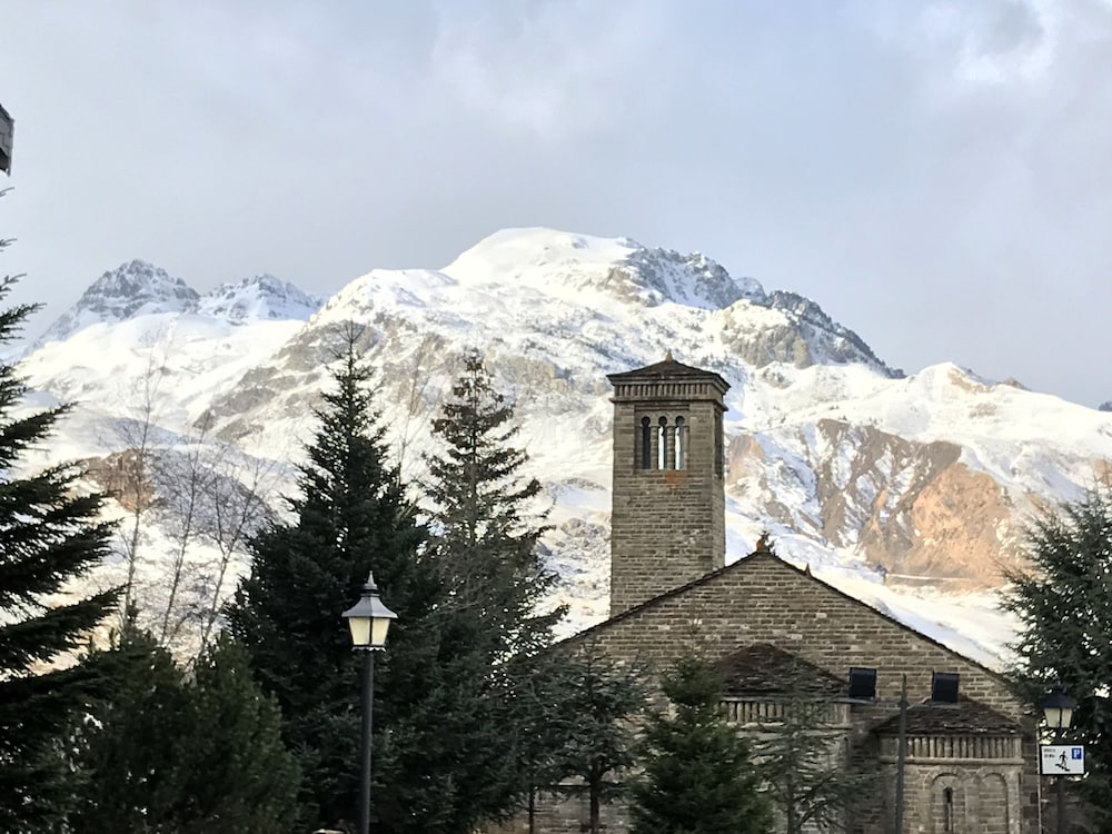 CANFRANC APARTAMENTOS 3000 41/50