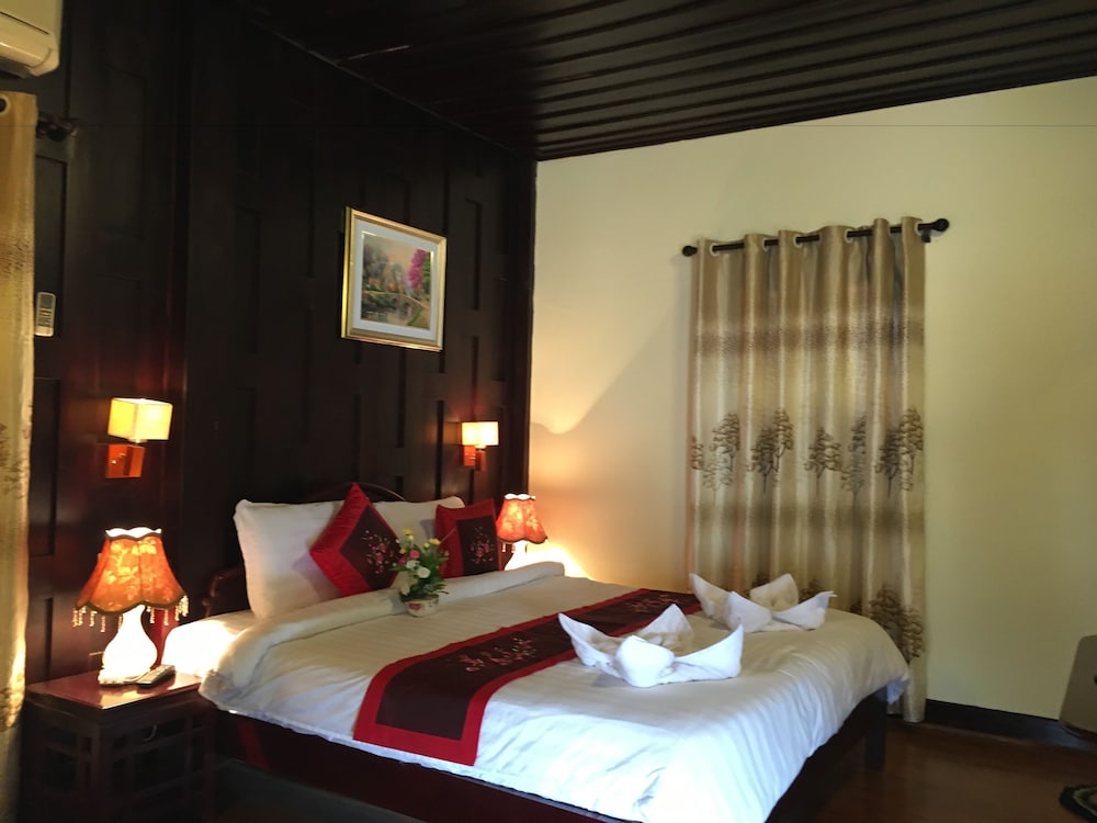Villa Phathana 12/21