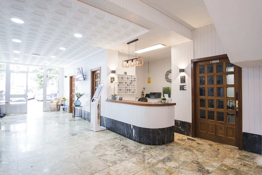 Hotel Iberia 3/68