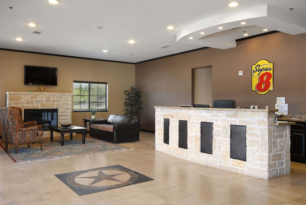 Super 8 By Wyndham Stephenville 5/11
