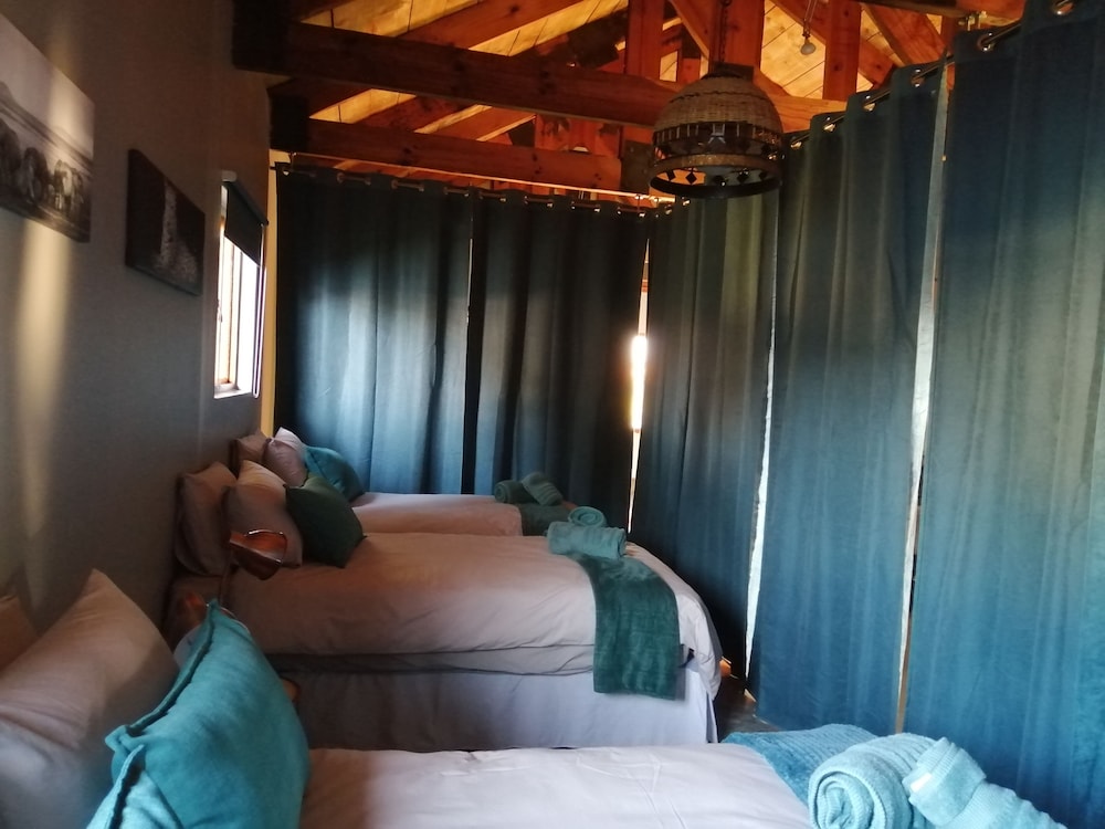 Ikamu's lodge 5/50