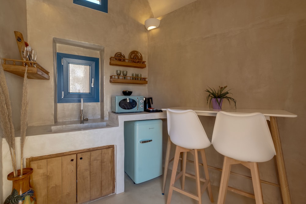 Pasithea Suites Santorini 49/60
