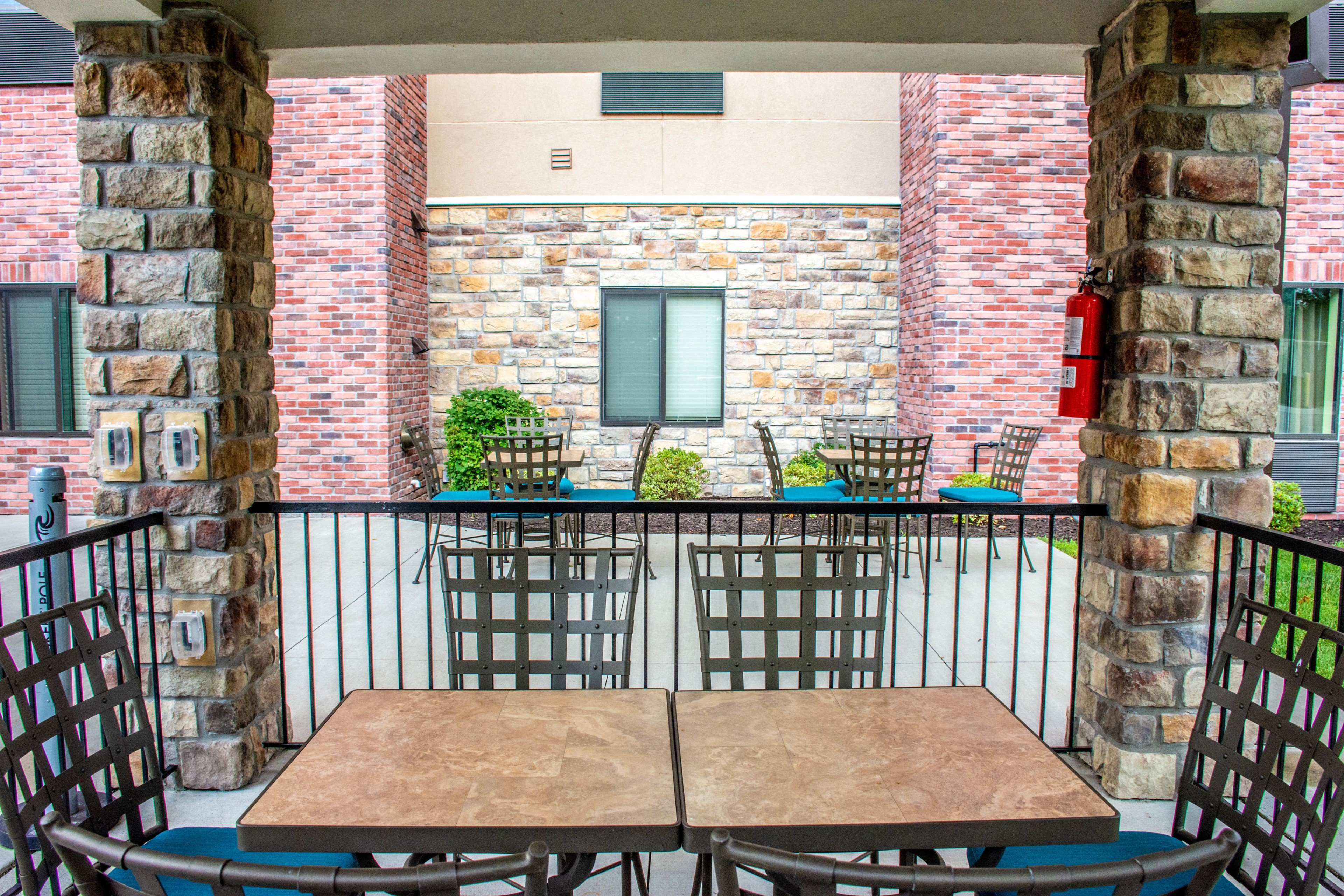 CANDLEWOOD SUITES OVERLAND PARK 40/59