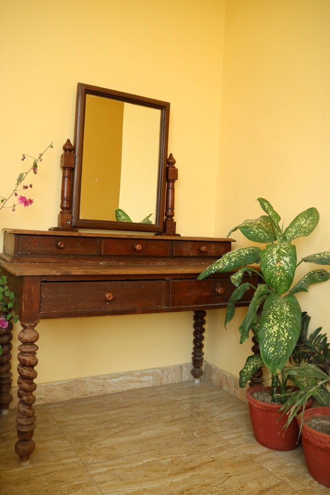 Tara Guest House 5/68
