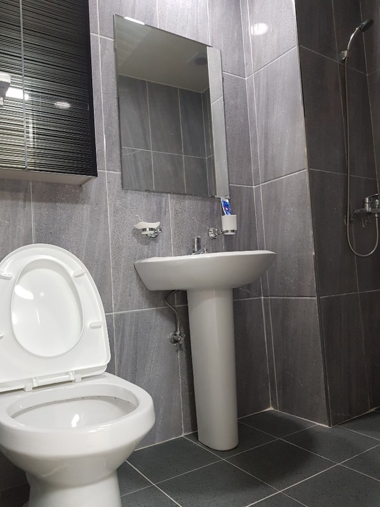Daecheon 323 Condo 24/30
