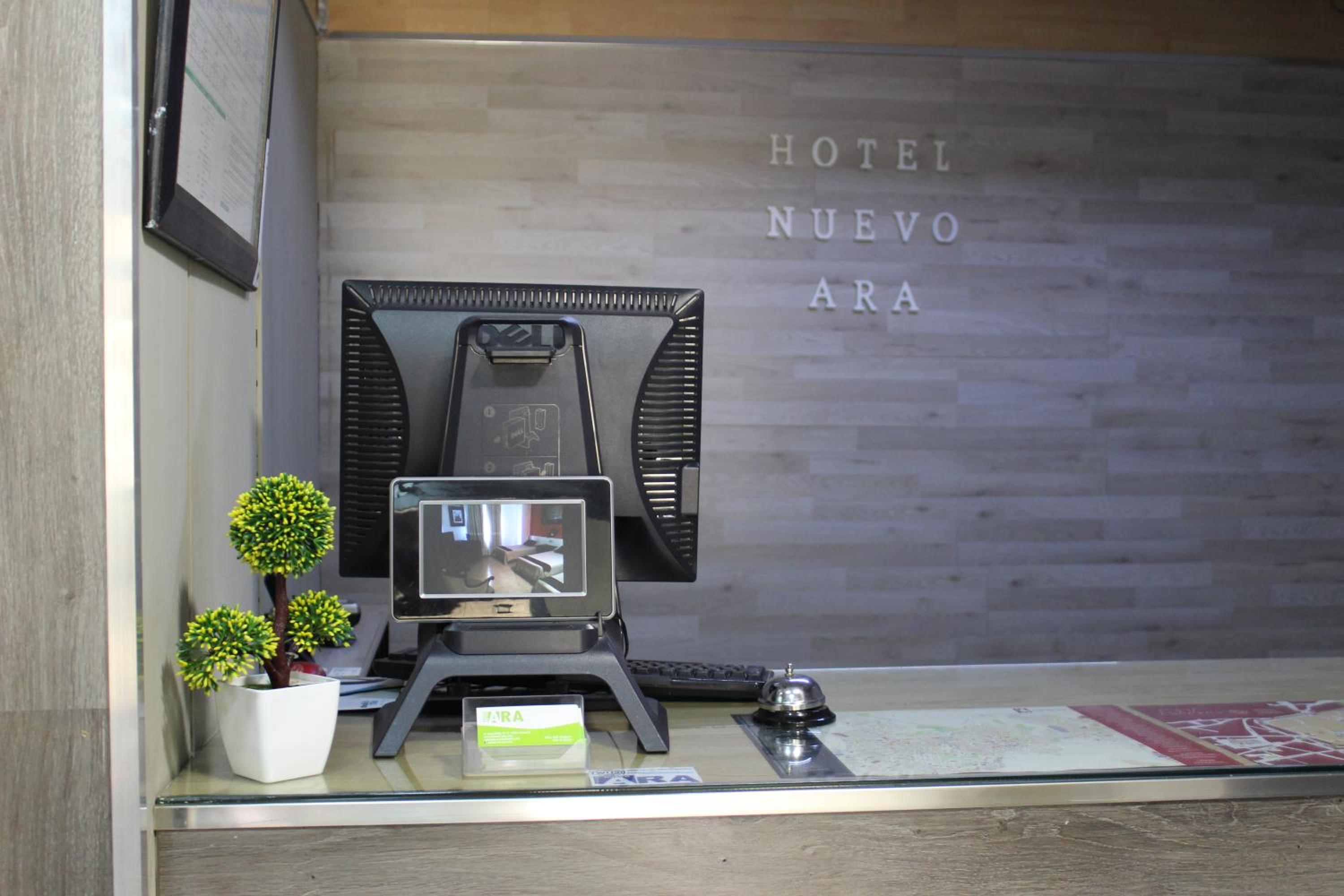 Hotel Nuevo Ara 40/49