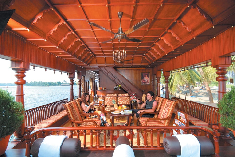 Sterling Lake Palace Alleppey. 42/58