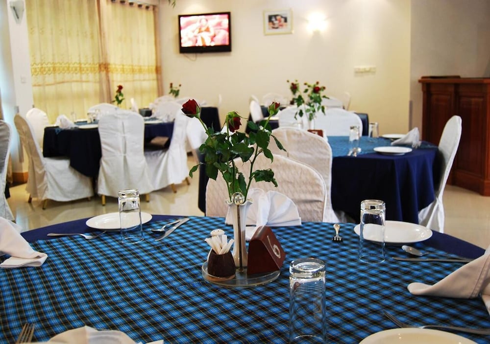 Mc Ellys Hotel 25/35