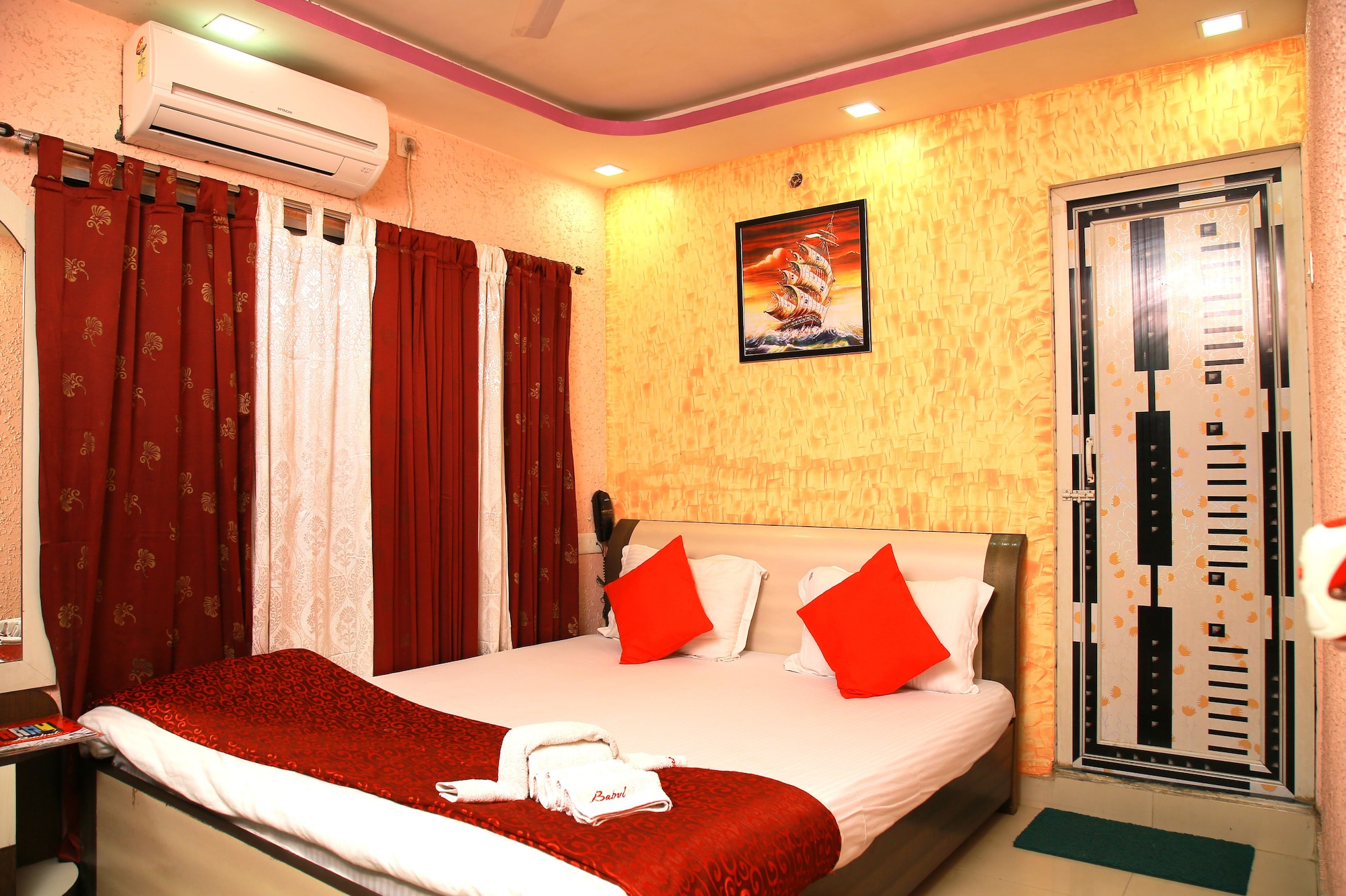 LUXURY, DOUBLE BED