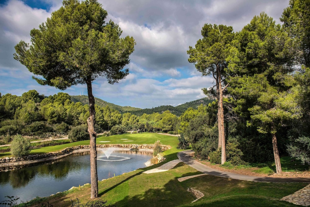 THE CAMP DE MAR Hotel & Resort 46/50