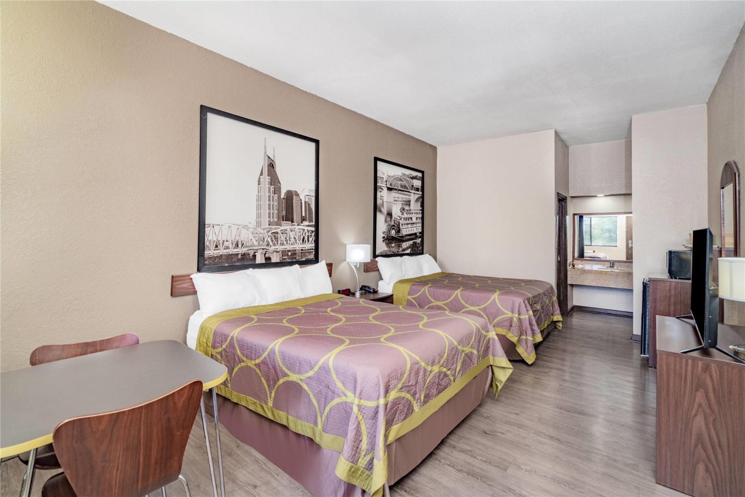 Super 8 by Wyndham Columbia 7/16