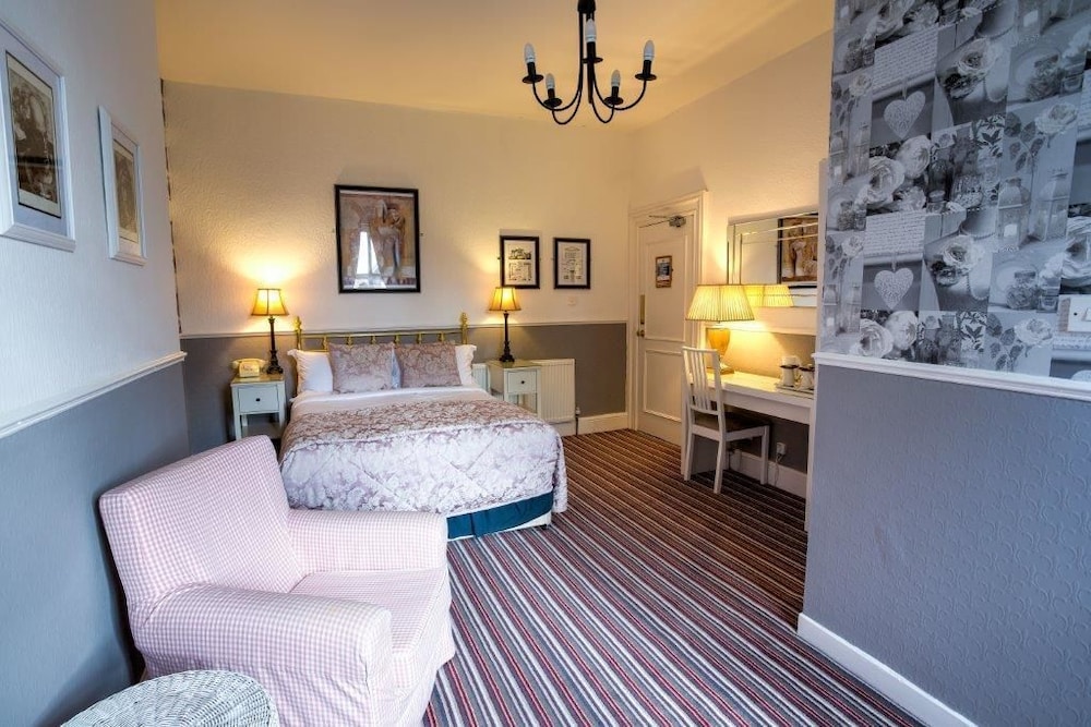 The Ascott 36/50