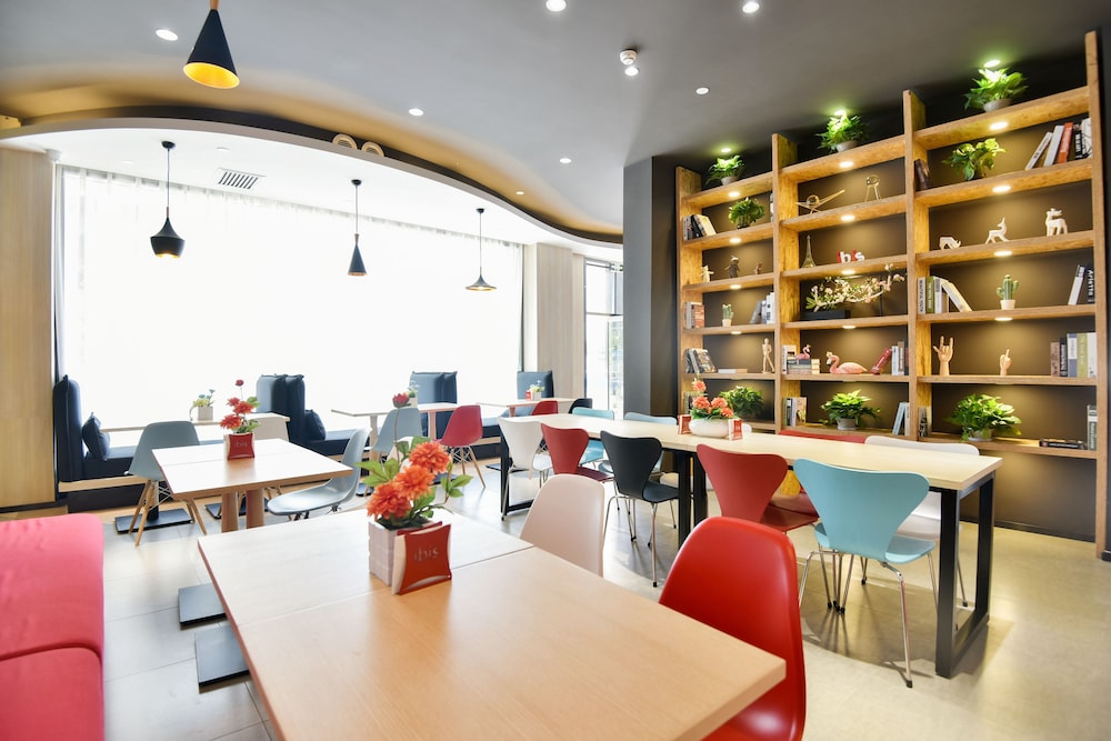 Ibis Lanzhou Customs House Hotel 30/32