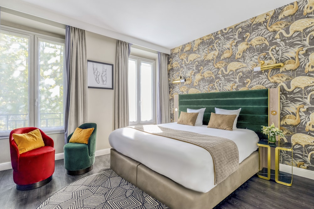 Hotel Opera Opal 12/52