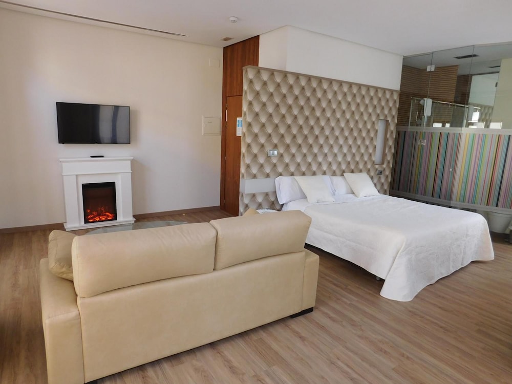 Hotel Canitas Spa 21/66