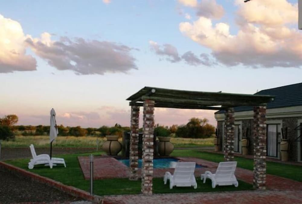 Almar Exclusive Game Ranch 24/37