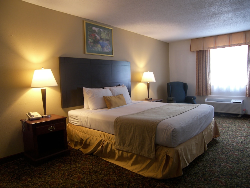 Baymont by Wyndham Mount Vernon Renfro Valley 16/40
