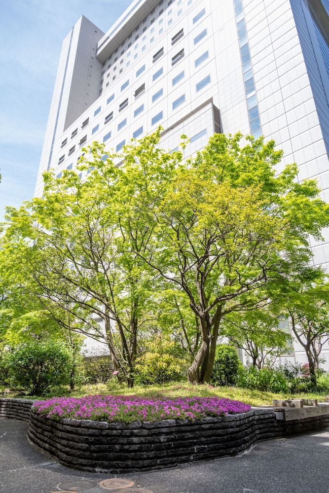 Toshi Center Hotel 5/65