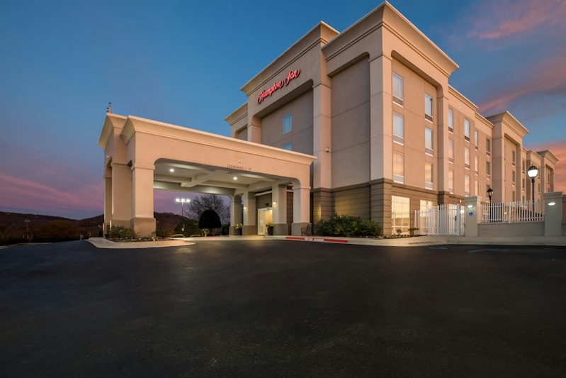 Hampton Inn Guntersville 1/30