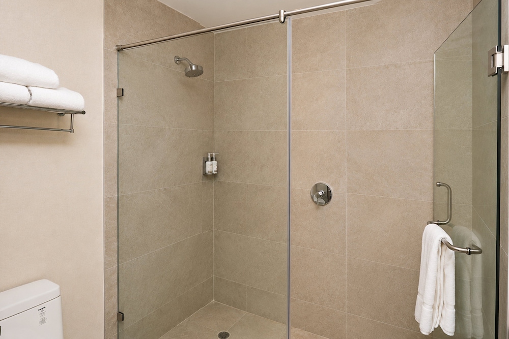 غرفة قياسية بسريرين كوين، Holiday Inn Express And Suites Monterrey Sendero 10/10