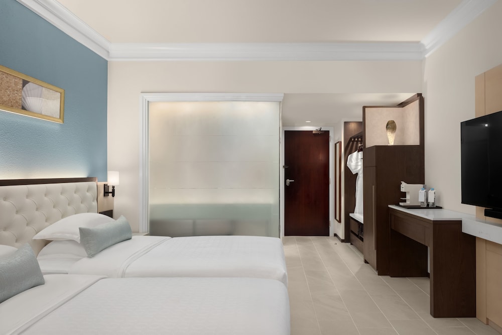 Lagoon, Club, Twin Beds, Club Lounge Access