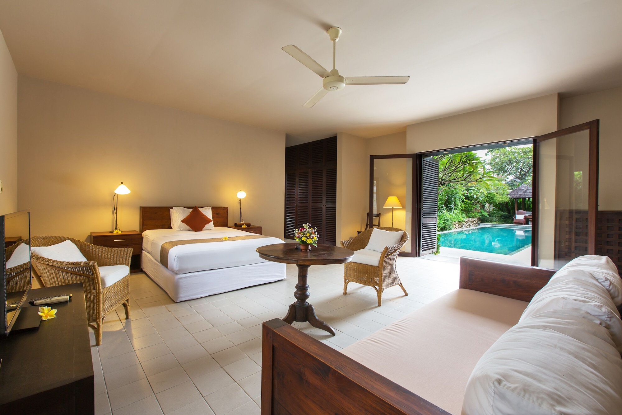 فيلا بسرير كينج وسريرين منفصلين بإطلالة على الحديقة بغرفتي نوم بمسبح خاص، Villa Roku By Nagisa Bali 7/10