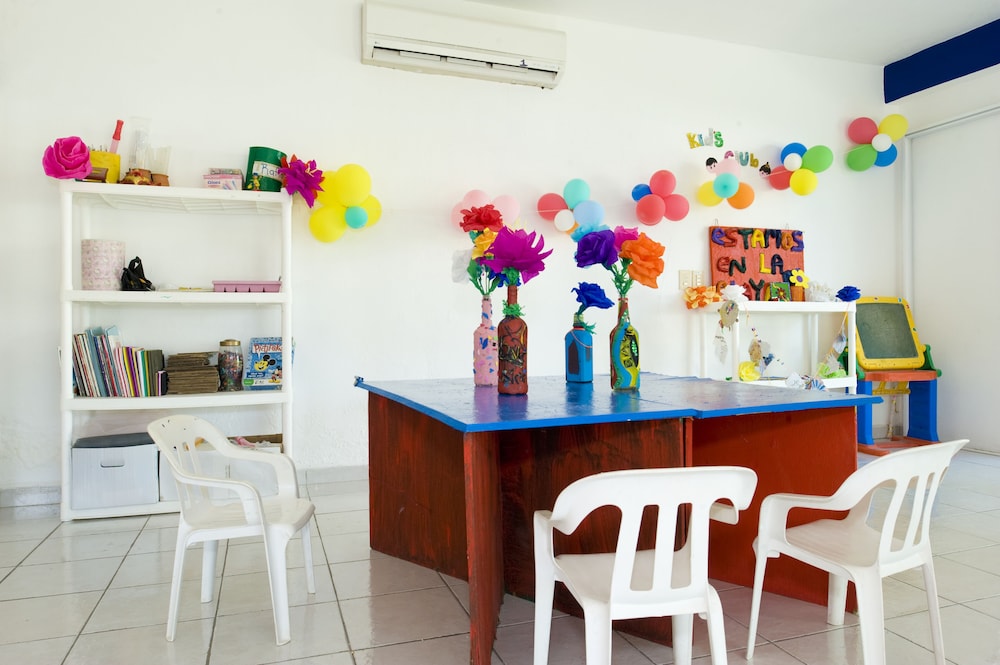 Vamar Vallarta All Inclusive Marina and Beach Resort 32/50
