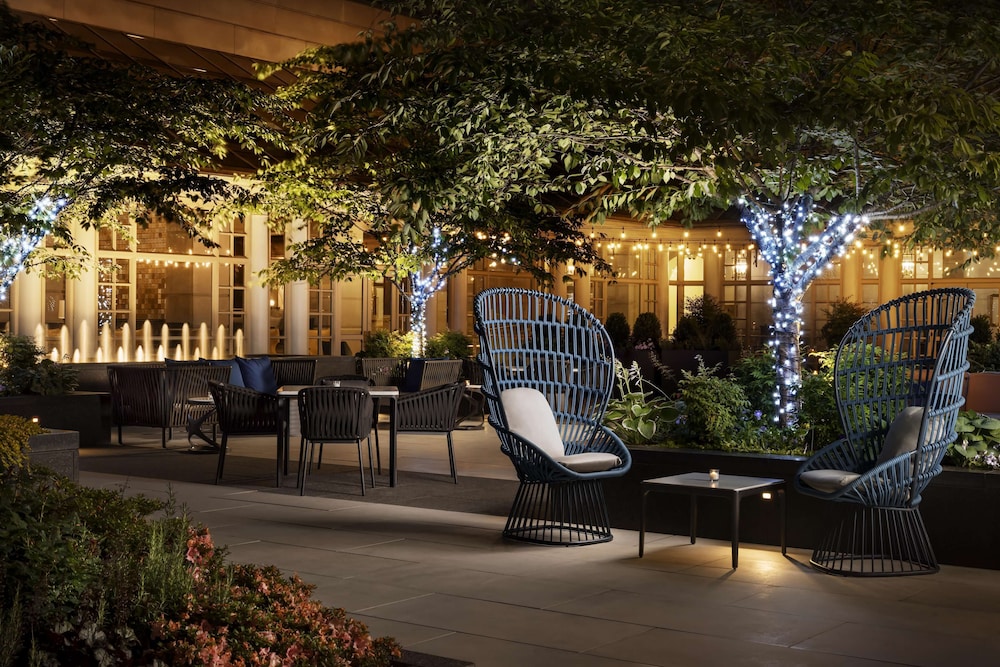 Fairmont Washington D.C. Georgetown 69/72