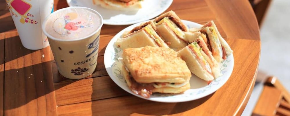 Cai Feng B&amp;B 18/37