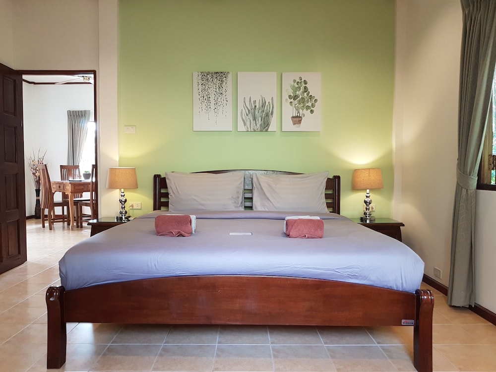 Woodlawn Villas Resort 24/66