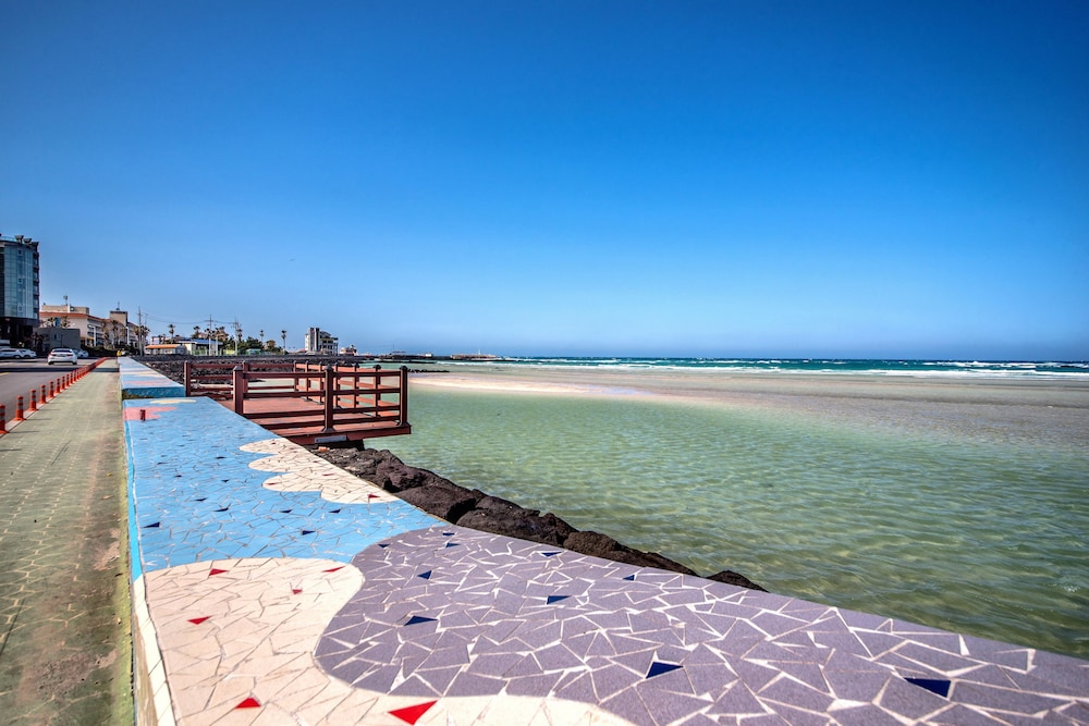 Beach Story Hotel 44/48