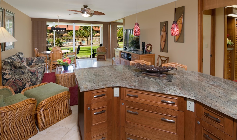 Aston Maui Kaanapali Villas 29/41