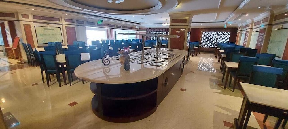 Rotana Al Mesk Hotel 25/27