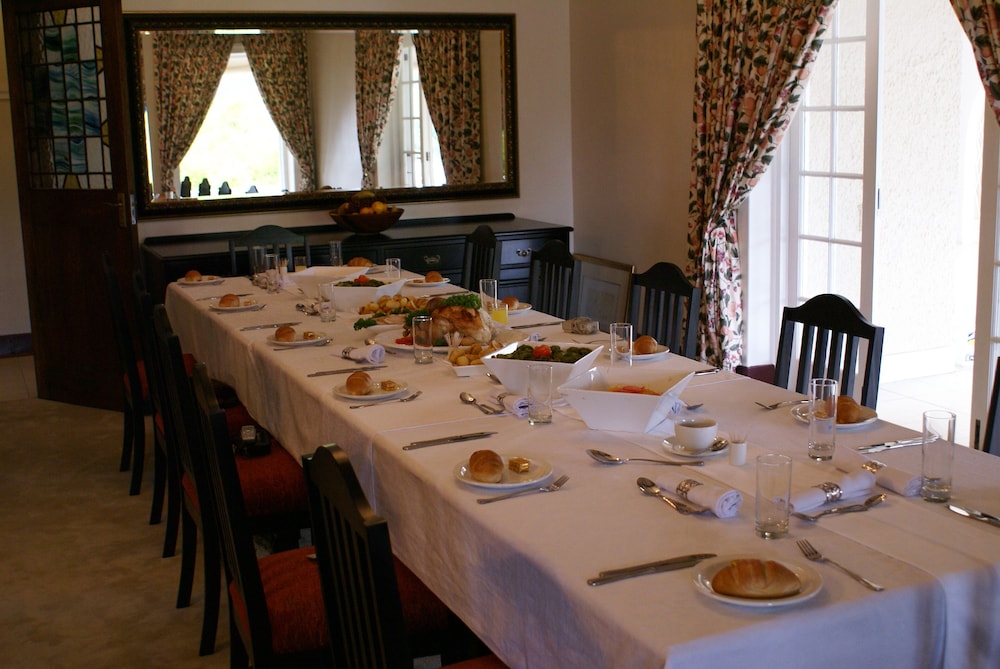 Albion Manor 28/39