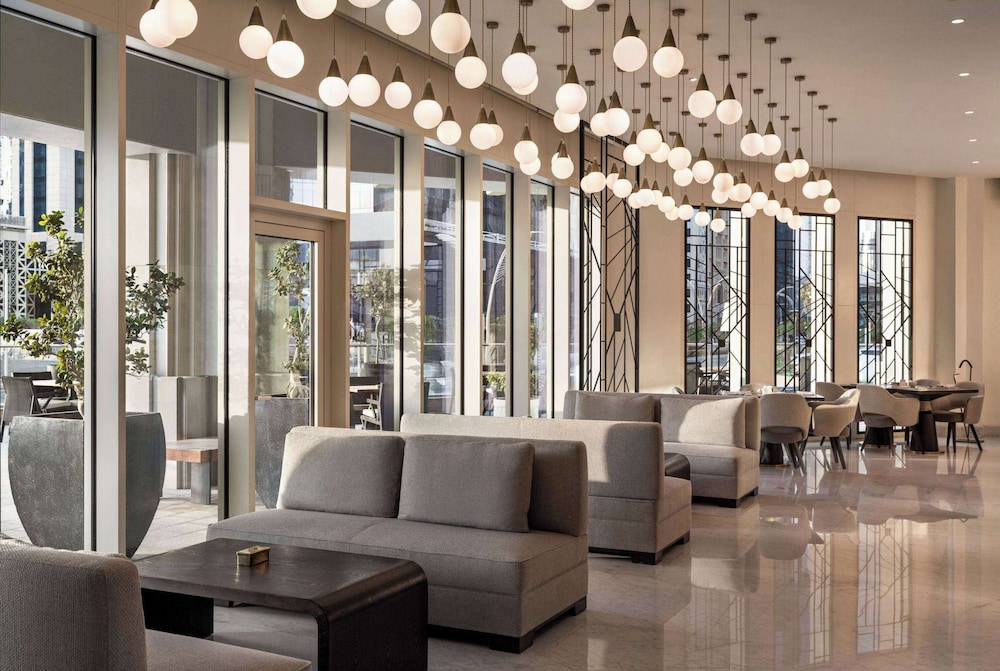 Wyndham Grand Doha West Bay Beach 35/57