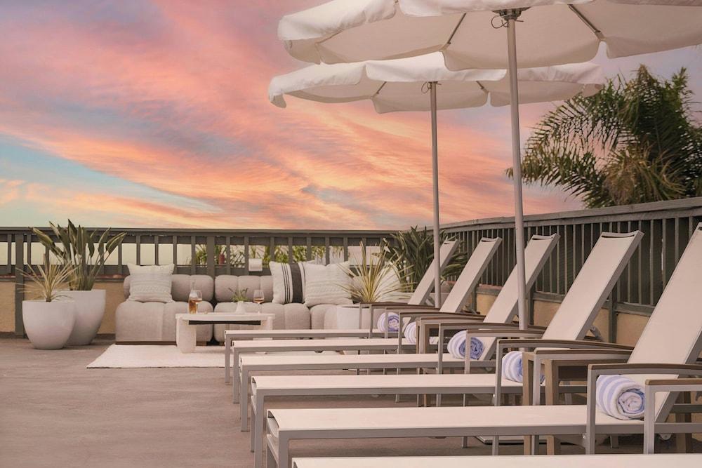 Laguna Brisas A Beach Hotel 47/50