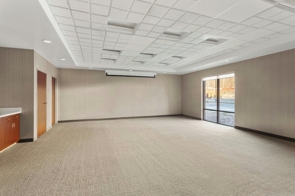 Springhill Suites by Marriott Morgantown 38/42