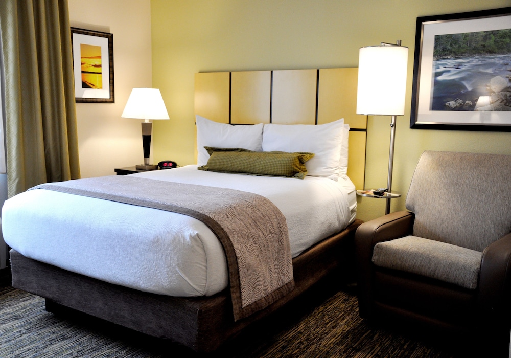 Candlewood Suites Washington Dulles Sterling 10/50