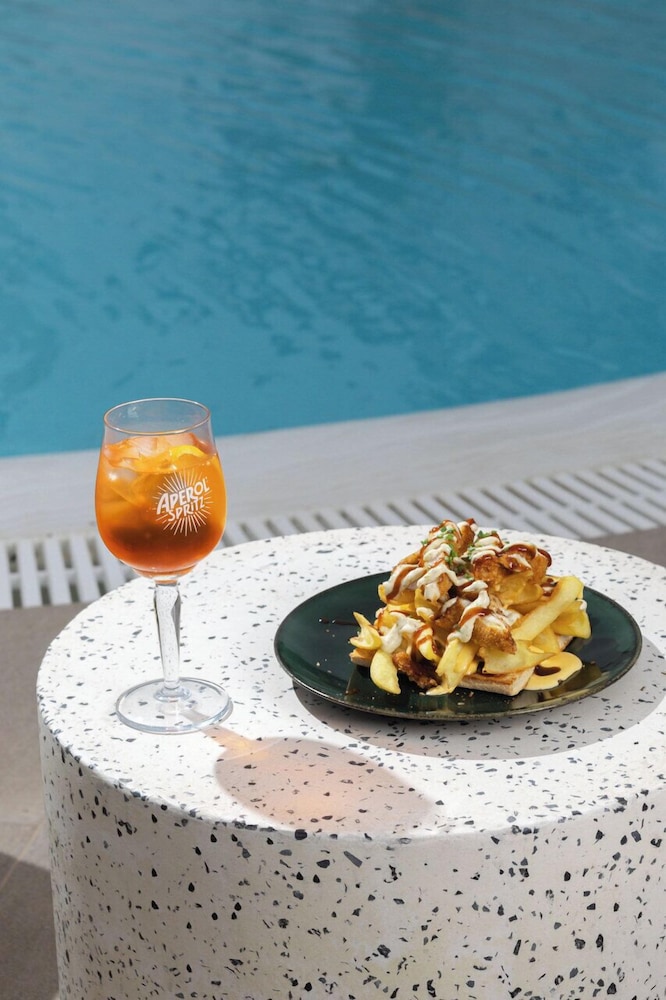 Orabel Suites - Adults Only 38/50