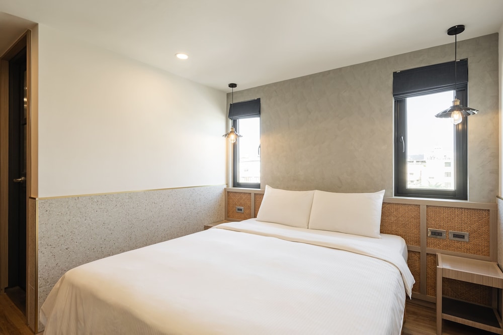 Kindness Hotel Yuanlin 23/50