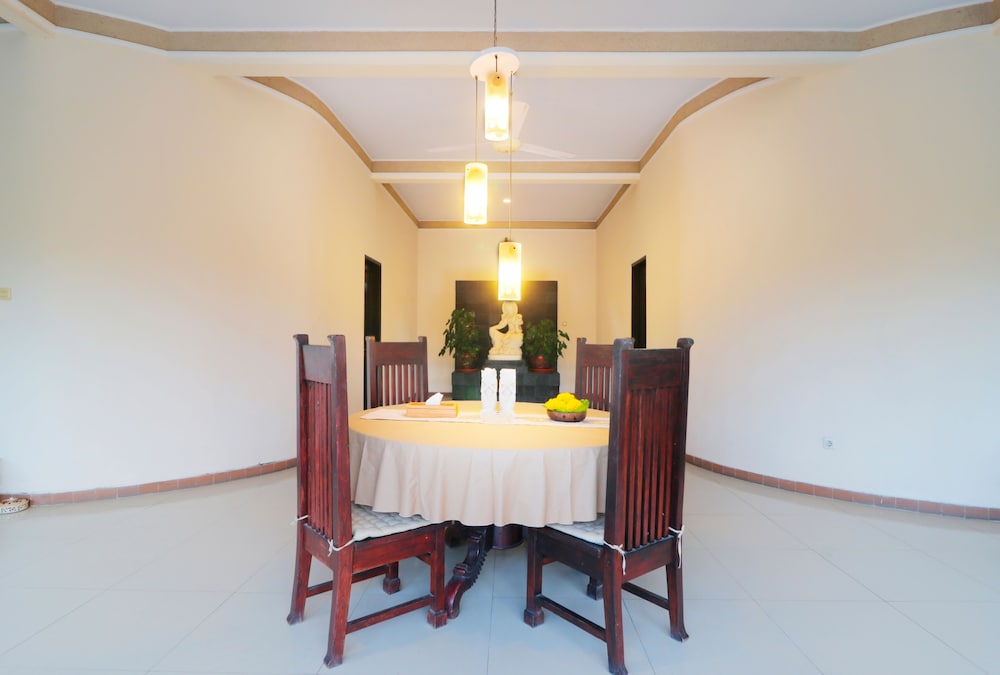 Heliconia Villa 37/77